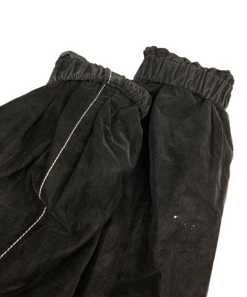 Matin Kim（マーティン・キム）Matin Kim (マーティン・キム) STITCH POINT HIGH NECK JUMPER IN BLACK ブラック サイズ:F 未使用品の古着・服飾アイテム
