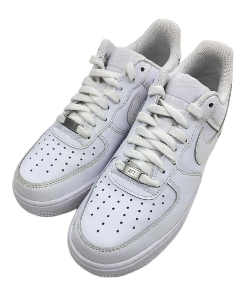 NIKE（ナイキ）NIKE (ナイキ) AIR FORCE 1 '07 ローカットスニーカー ホワイト サイズ:US8の古着・服飾アイテム