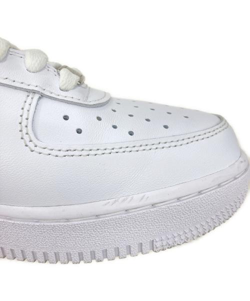 NIKE（ナイキ）NIKE (ナイキ) AIR FORCE 1 '07 ローカットスニーカー ホワイト サイズ:US8の古着・服飾アイテム