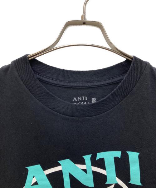 anti social social CLUB（アンチソーシャルソーシャルクラブ）anti social social CLUB (アンチソーシャルソーシャルクラブ) NEIGHBORHOOD (ネイバーフッド) プリントTシャツ ブラック サイズ:Ｍの古着・服飾アイテム