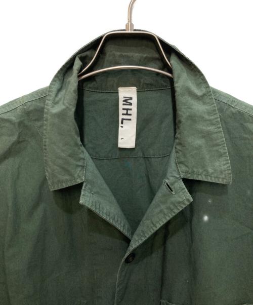 MHL（エムエイチエル）MHL (エムエイチエル) HIGH TWISTED COTTON POPLIN SS SHIRT/ハイ　ツイステッド　コットン　ポップリン　SS　シート オリーブ サイズ:Ｌの古着・服飾アイテム