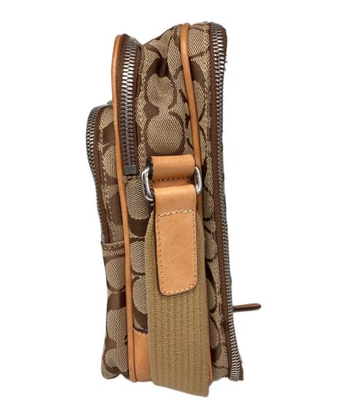 COACH（コーチ）COACH (コーチ) シグネチャーショルダーバッグ ベージュの古着・服飾アイテム