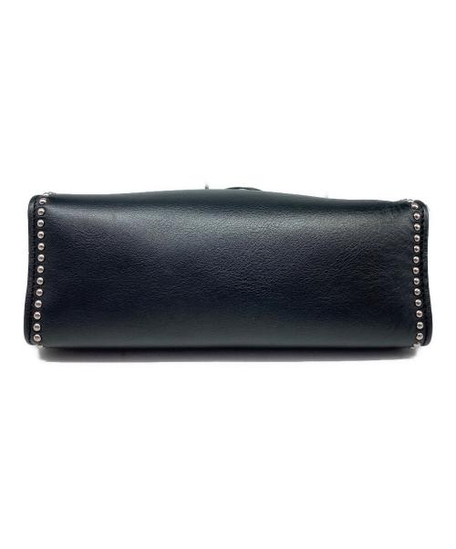 J&M DAVIDSON（ジェイ＆エム デヴィッドソン）J&M DAVIDSON (ジェイ＆エム デヴィッドソン) ELLIS WITH STUDS ショルダーバッグ ブラックの古着・服飾アイテム