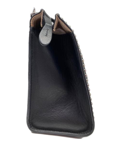 J&M DAVIDSON（ジェイ＆エム デヴィッドソン）J&M DAVIDSON (ジェイ＆エム デヴィッドソン) ELLIS WITH STUDS ショルダーバッグ ブラックの古着・服飾アイテム
