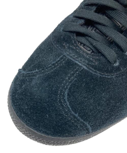 adidas（アディダス）adidas (アディダス) GAZELLE スニーカー ブラック サイズ:25の古着・服飾アイテム