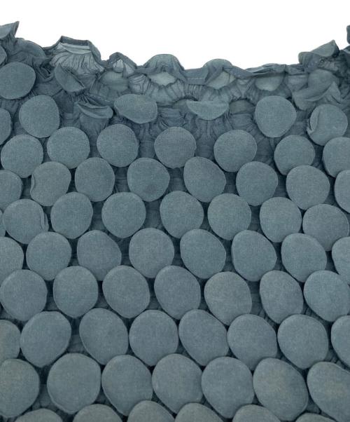 ISSEY MIYAKE（イッセイミヤケ）ISSEY MIYAKE (イッセイミヤケ) ロングスリーブ ポップコーン変形カットソー グリーン サイズ:-の古着・服飾アイテム