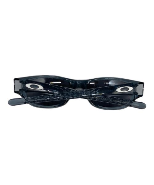 OAKLEY（オークリー）OAKLEY (オークリー) サングラス グレーの古着・服飾アイテム