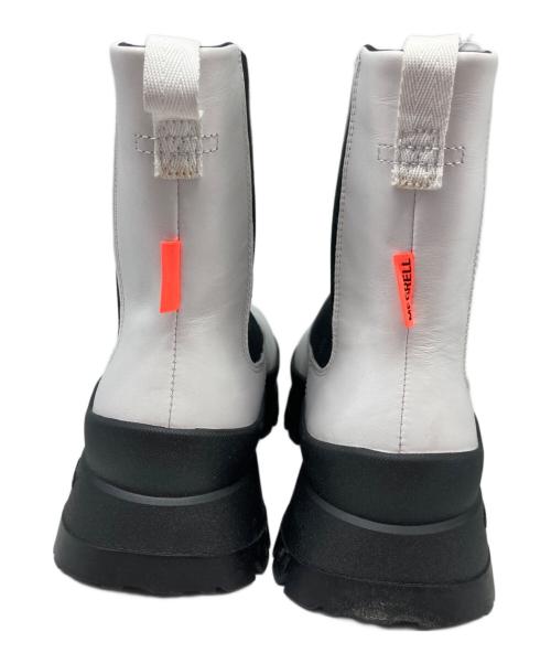 MERRELL（メレル）MERRELL (メレル) サイドゴアブーツ ホワイト×ブラック サイズ:23.5㎝ 未使用品の古着・服飾アイテム