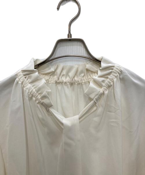 BALLSEY（ボールジィ）BALLSEY (ボールジィ) シアートロ フリルネックブラウス ホワイト サイズ:36の古着・服飾アイテム