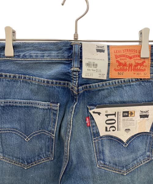LEVI'S（リーバイス）LEVI'S (リーバイス) 501デニムパンツ インディゴ サイズ:Ｗ３０×Ｌ３２ 未使用品の古着・服飾アイテム