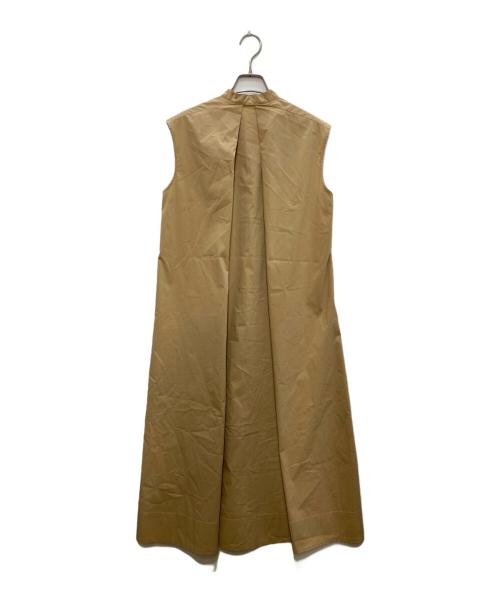 martinique（マルティニーク）martinique (マルティニーク) パールスキッパーノースリワンピース ベージュ サイズ:Freeの古着・服飾アイテム