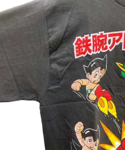 CHANGES（チェンジズ）CHANGES (チェンジズ) 総柄プリントTシャツ ブラック サイズ:Ｌの古着・服飾アイテム