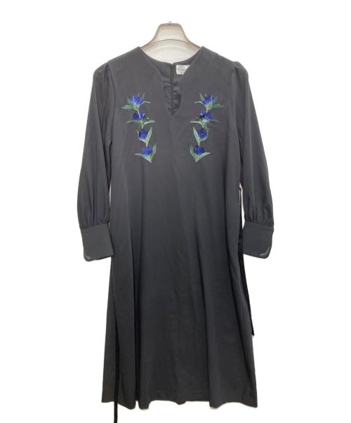 iCONOLOGY（イコノロジー）iCONOLOGY (イコノロジー) 花を着るワンピース ブラック サイズ:1の古着・服飾アイテム