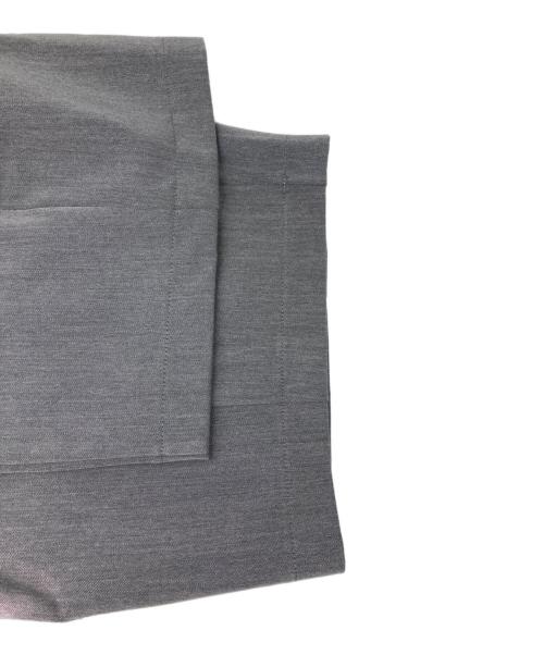 sweats（スウェット）sweats (スウェット) 2タックスラックス グレー サイズ:Ｍ 未使用品の古着・服飾アイテム