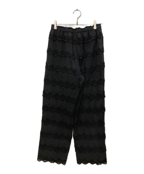 crinkle crinkle crinkle（クリンクル クリンクル クリンクル）crinkle crinkle crinkle (クリンクル クリンクル クリンクル) 3D peacock embroidery pants ブラック サイズ:Freeの古着・服飾アイテム