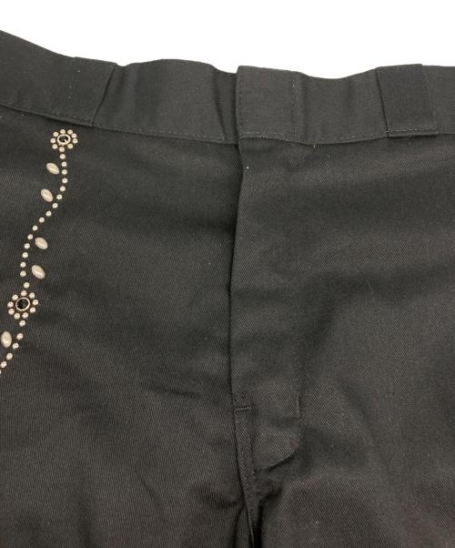 Dickies（ディッキーズ）Dickies (ディッキーズ) htc (エイチティーシー) スタッズカスタムチノパンツ ブラック サイズ:SIZE 91cm (W36)の古着・服飾アイテム