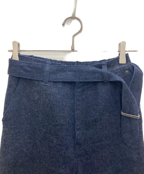 LUDLOW（ラドロー）LUDLOW (ラドロー) ベルテッドワイドデニムパンツ インディゴ サイズ:24の古着・服飾アイテム