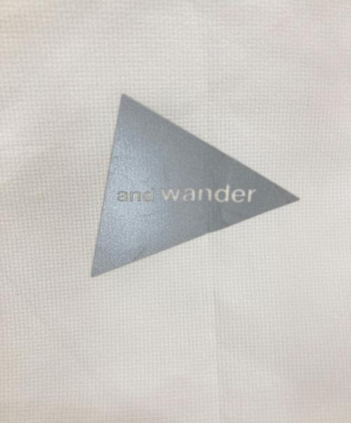 and wander（アンドワンダー）and wander (アンドワンダー) tech short sleeve shirt ホワイト サイズ:3の古着・服飾アイテム