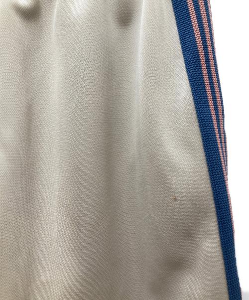 Needles（ニードルズ）Needles (ニードルズ) KEBOZ (ケボズ) トラックパンツ ベージュ サイズ:Ｓの古着・服飾アイテム