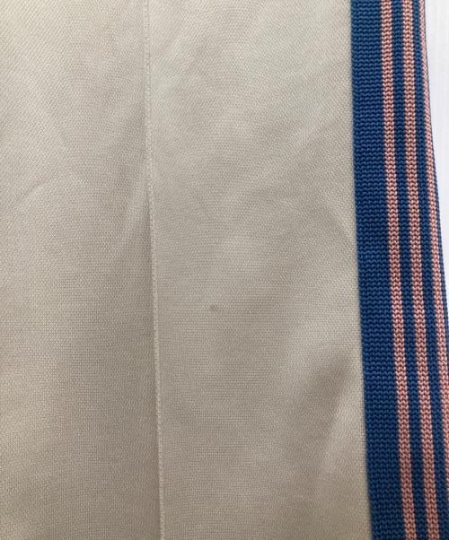 Needles（ニードルズ）Needles (ニードルズ) KEBOZ (ケボズ) トラックパンツ ベージュ サイズ:Ｓの古着・服飾アイテム