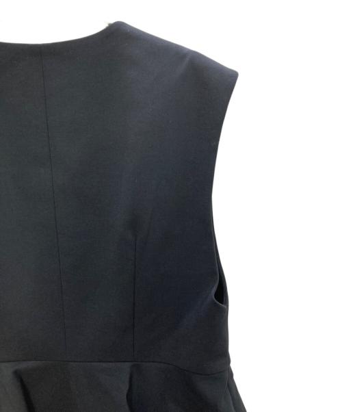 LE PHIL（ル フィル）LE PHIL (ル フィル) ダブルクロスぺプラムジレ ブラック サイズ:1の古着・服飾アイテム