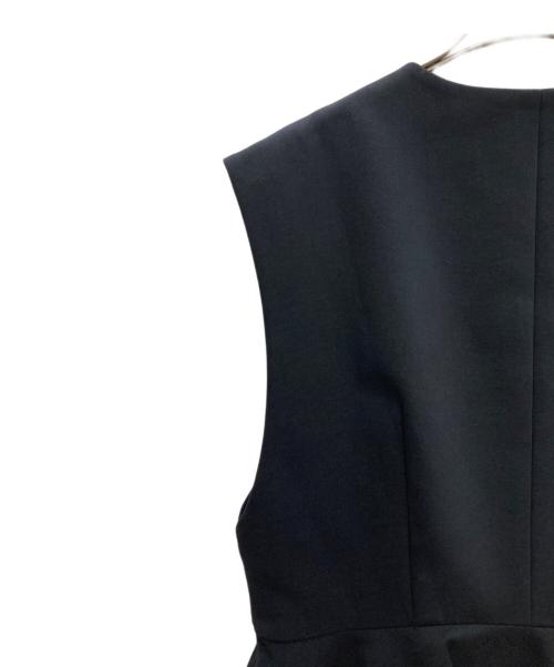 LE PHIL（ル フィル）LE PHIL (ル フィル) ダブルクロスぺプラムジレ ブラック サイズ:1の古着・服飾アイテム