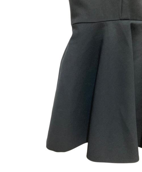 LE PHIL（ル フィル）LE PHIL (ル フィル) ダブルクロスぺプラムジレ ブラック サイズ:1の古着・服飾アイテム