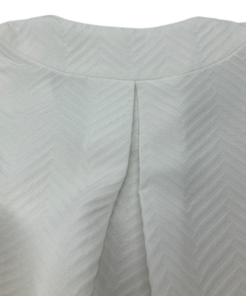 LE PHIL（ル フィル）LE PHIL (ル フィル) ヘリンボンジャガードジャケット ホワイトの古着・服飾アイテム