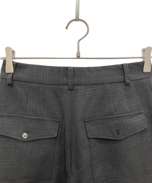NOUNLESS（ナウンレス）NOUNLESS (ナウンレス) CHECK RELAX WIDE PANTS グレー サイズ:size2の古着・服飾アイテム