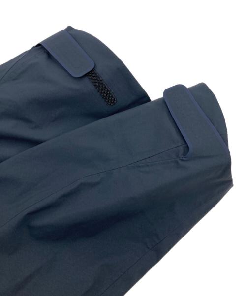 DESCENTE ALLTERRAIN（デザイント オルテライン）DESCENTE ALLTERRAIN (デザイント オルテライン) HARD SHELL JACKET CREAS グレー サイズ:Mの古着・服飾アイテム