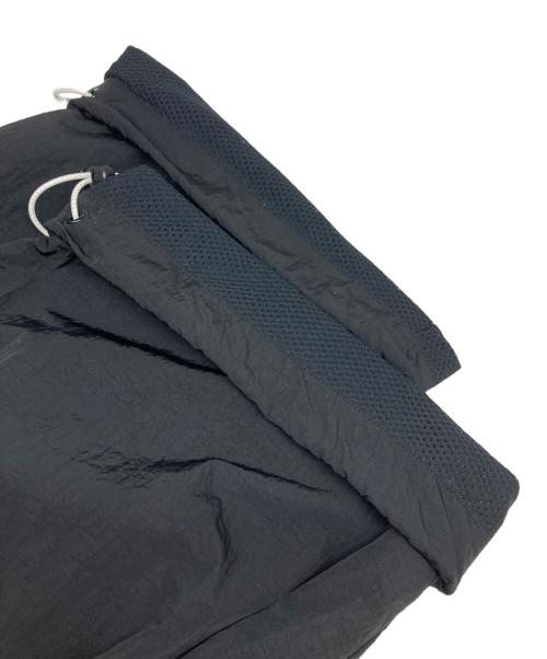 SUMARI（シュマリ）SUMARI (シュマリ) NYLON WIDE TAPERED EASY PANTS ブラック サイズ:1の古着・服飾アイテム