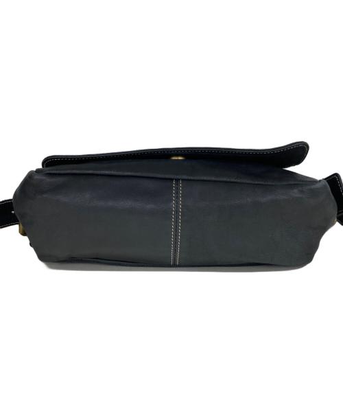 Vivienne Westwood（ヴィヴィアンウエストウッド）Vivienne Westwood (ヴィヴィアンウエストウッド) オーブショルダーバッグ ブラックの古着・服飾アイテム