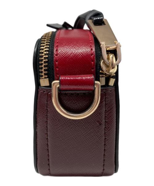 MARC JACOBS（マークジェイコブス）MARC JACOBS (マークジェイコブス) ショルダーバッグ ブラック×レッドの古着・服飾アイテム
