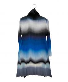 PLEATS PLEASE（プリーツプリーズ）の古着「グラデーションプリーツワンピース」｜ブルー
