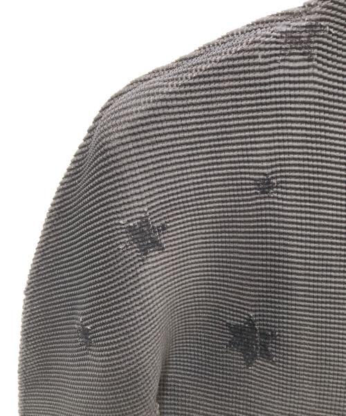 me ISSEY MIYAKE（ミーイッセイ ミヤケ）me ISSEY MIYAKE (ミーイッセイ ミヤケ) 星柄プリーツカットソー ブラック サイズ:FREEの古着・服飾アイテム