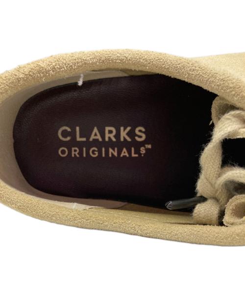CLARKS（クラークス）CLARKS (クラークス) ワラビーブーツ ベージュ サイズ:SIZE7 1/2の古着・服飾アイテム