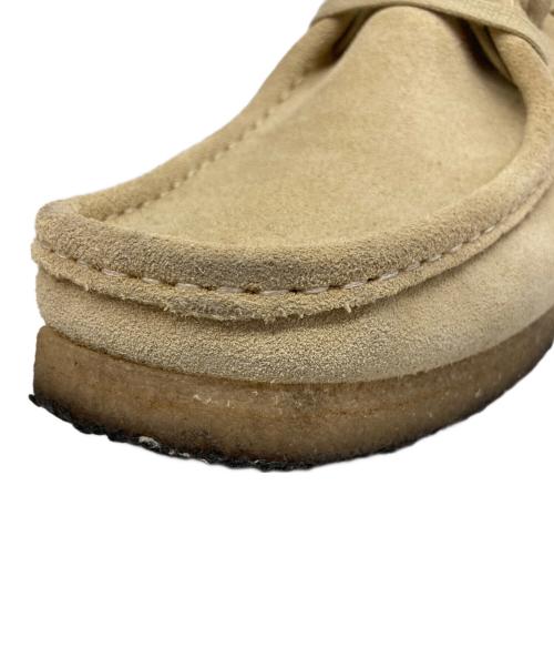 CLARKS（クラークス）CLARKS (クラークス) ワラビーブーツ ベージュ サイズ:SIZE7 1/2の古着・服飾アイテム