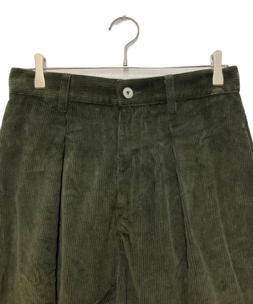 J.W.ANDERSON（ジェイダブリューアンダーソン）J.W.ANDERSON (ジェイダブリューアンダーソン) Single Pleat Corduroy Pants グリーン サイズ:46 未使用品の古着・服飾アイテム