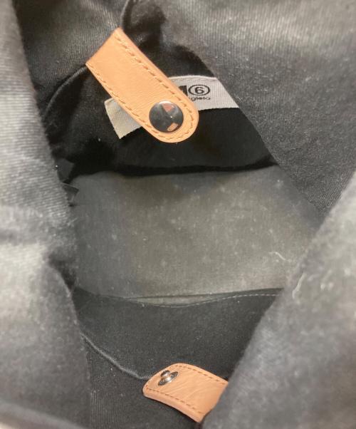 MM6 Maison Margiela（エムエムシックスメゾンマルジェラ）MM6 Maison Margiela (エムエムシックスメゾンマルジェラ) ショルダーバッグ ブラックの古着・服飾アイテム