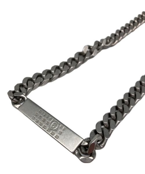 MM6 Maison Margiela（エムエムシックスメゾンマルジェラ）MM6 Maison Margiela (エムエムシックスメゾンマルジェラ) EMBOSS NUMERIC NECKLACE シルバーの古着・服飾アイテム