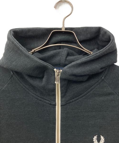 FRED PERRY（フレッドペリー）FRED PERRY (フレッドペリー) ジップパーカー グレー サイズ:Lの古着・服飾アイテム