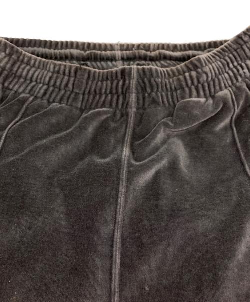 Needles（ニードルズ）Needles (ニードルズ) Narrow Track Pant グレー サイズ:XSの古着・服飾アイテム