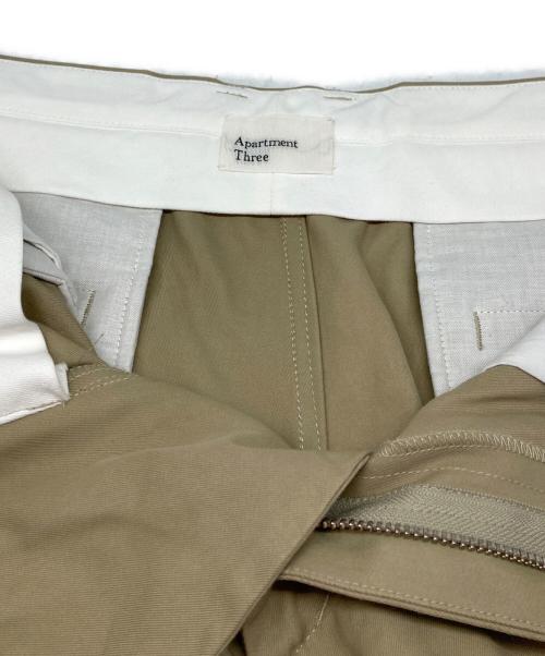 apartment Three（アパートメントスリー）Apartment Three (アパートメントスリー) Troye Low Rise Chino Pants ベージュ サイズ:2の古着・服飾アイテム