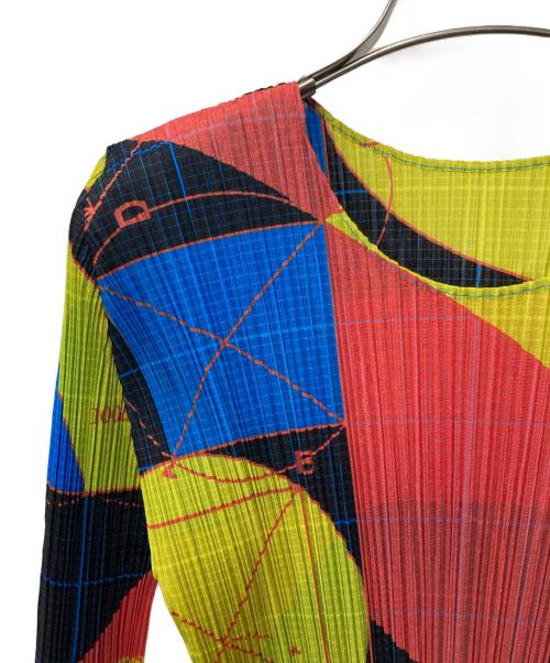 PLEATS PLEASE（プリーツプリーズ）PLEATS PLEASE (プリーツプリーズ) 幾何学模様プリーツカットソー マルチカラー サイズ:3の古着・服飾アイテム