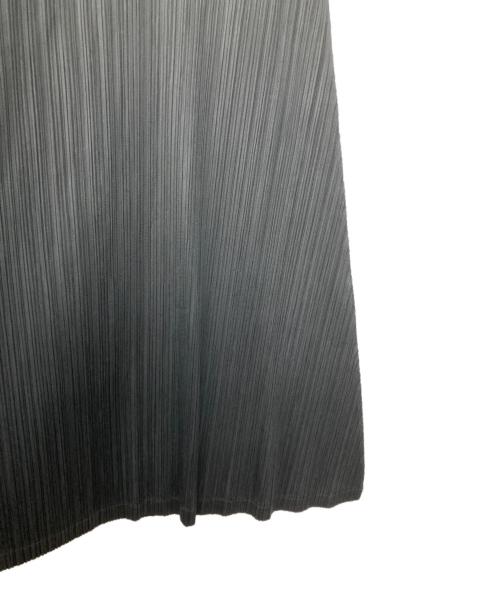 PLEATS PLEASE（プリーツプリーズ）PLEATS PLEASE (プリーツプリーズ) ノースリーブプリーツワンピース ブラック サイズ:2の古着・服飾アイテム
