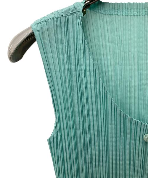 ISSEY MIYAKE FETE（イッセイミヤケフェット）ISSEY MIYAKE FETE (イッセイミヤケフェット) ノースリーブブラウス ミント サイズ:2の古着・服飾アイテム