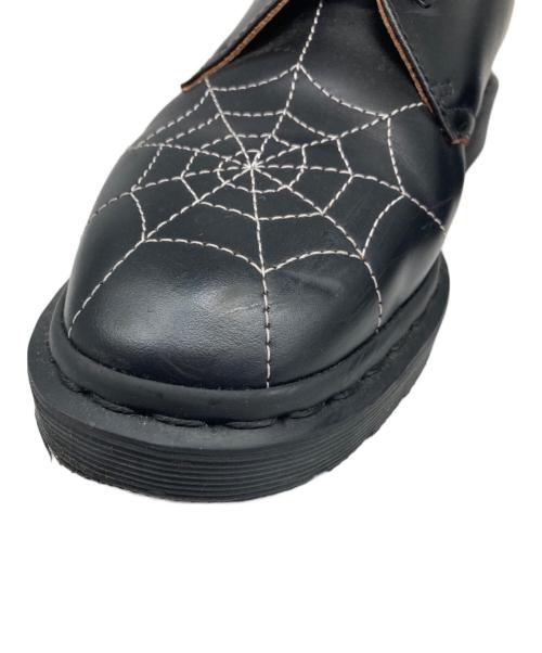 Dr.Martens（ドクターマーチン）Dr.Martens (ドクターマーチン) Supreme (シュプリーム) 3-Eye Spiderweb シューズ ブラック サイズ:UK8の古着・服飾アイテム