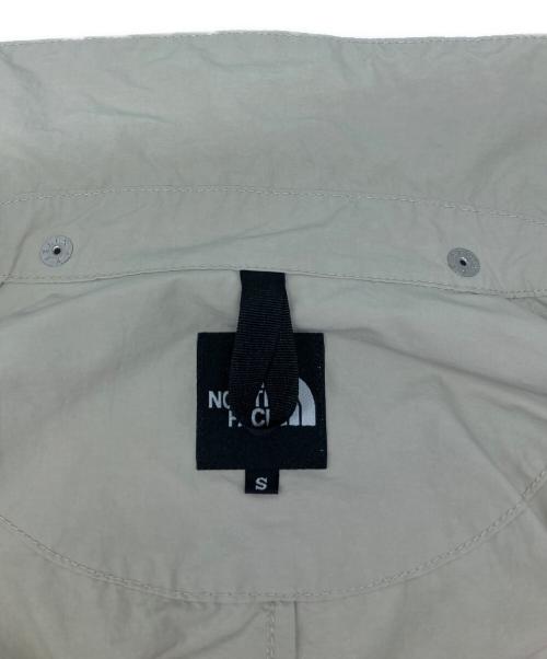 THE NORTH FACE（ザ ノース フェイス）THE NORTH FACE (ザ ノース フェイス) ロールパックジャーニーズコート ホワイト サイズ:Sの古着・服飾アイテム