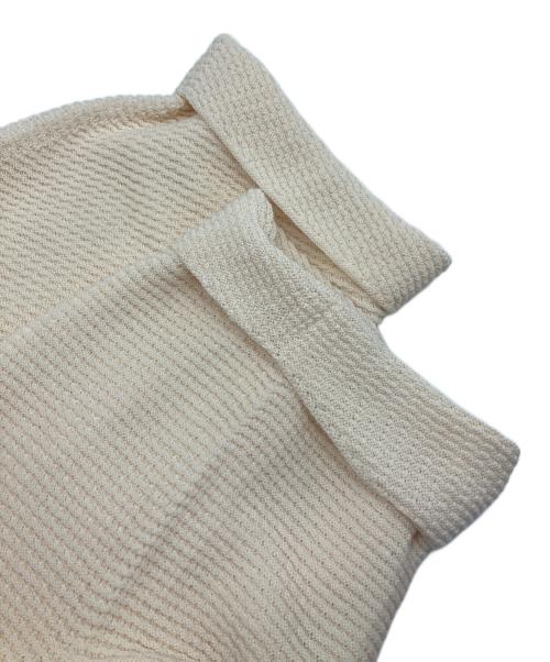 HOMME PLISSE ISSEY MIYAKE（オム プリッセ イッセイ ミヤケ）HOMME PLISSE ISSEY MIYAKE (オム プリッセ イッセイ ミヤケ) TIGHT TWIST COTTON KNIT ホワイト サイズ:1の古着・服飾アイテム