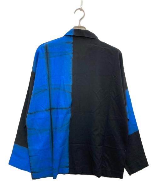 ISSEY MIYAKE MEN（イッセイミヤケメン）ISSEY MIYAKE MEN (イッセイミヤケメン) ITAJIME SHIRT ブラック×ブルー サイズ:3の古着・服飾アイテム